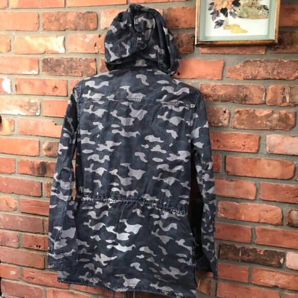 Aritzia Talula Trooper Camo Utility Hood Jacket Military Cotton Drawcord Hoodie - Picture 3 of 14